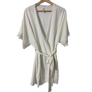 Flora‎ Nikrooz Short Sleeve Bridal Robe Off White Size S/M NWT